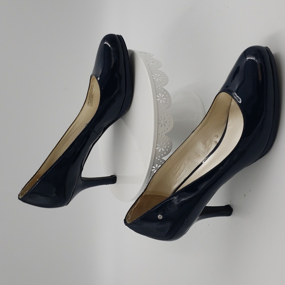 Etienne Dark Navy Women's Heels Size 10